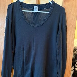 Women's Black Long Sleeve Top